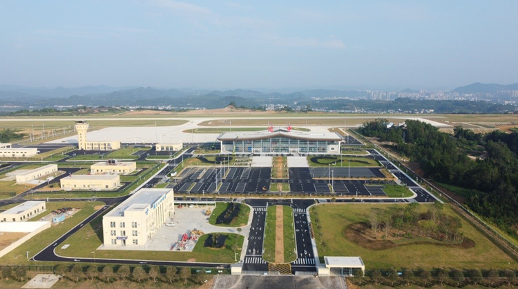 阆中机场
