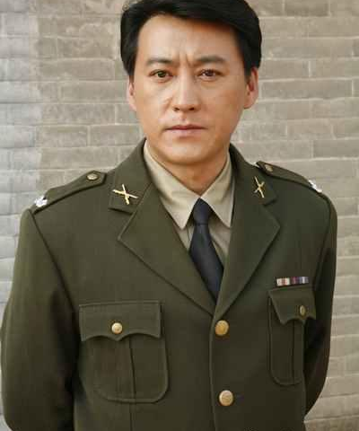 尖刀剧照