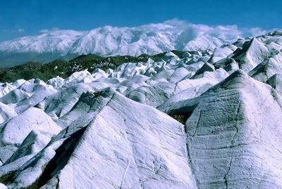 帕米尔冰川矿泉水