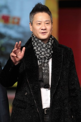连奕名