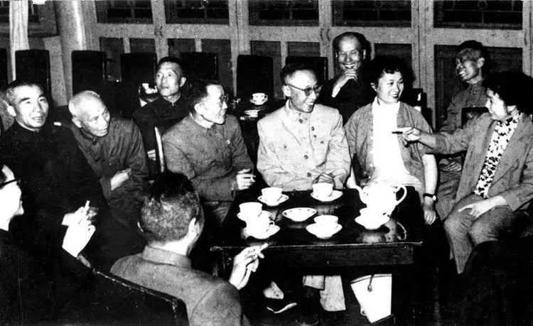 爱新觉罗·溥仪