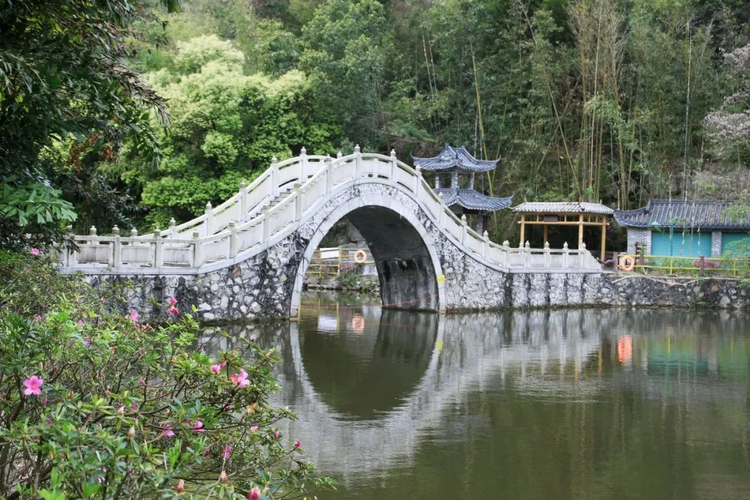 广宁县