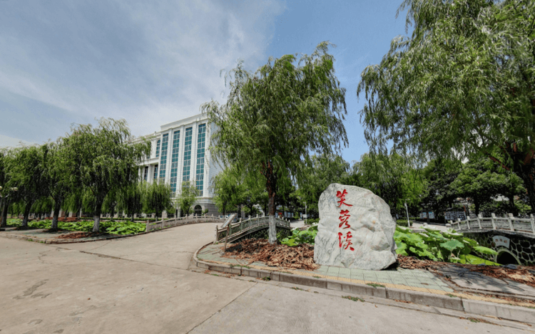 荆州职业技术学院.png
