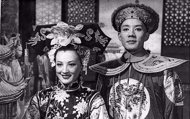 周璇《清宫秘史》剧照.png