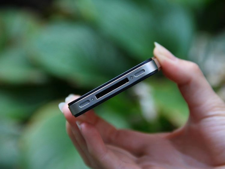 iPhone 4s