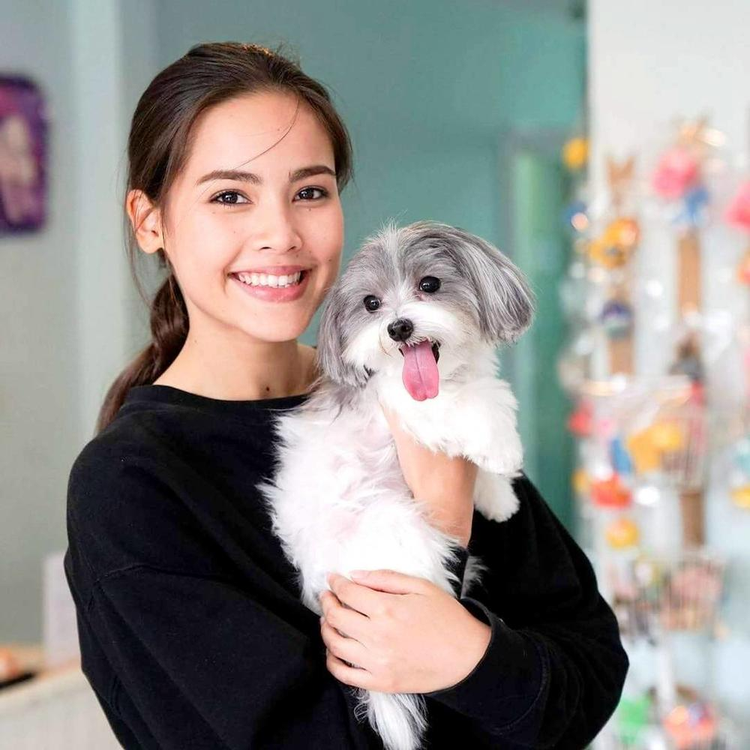 乌拉萨雅·斯帕邦德