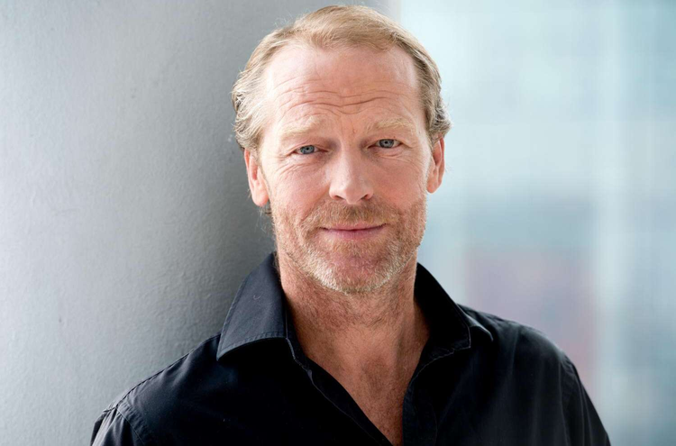 阿什利·马克圭尔