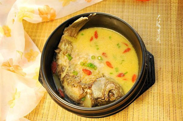 鲫鱼汤