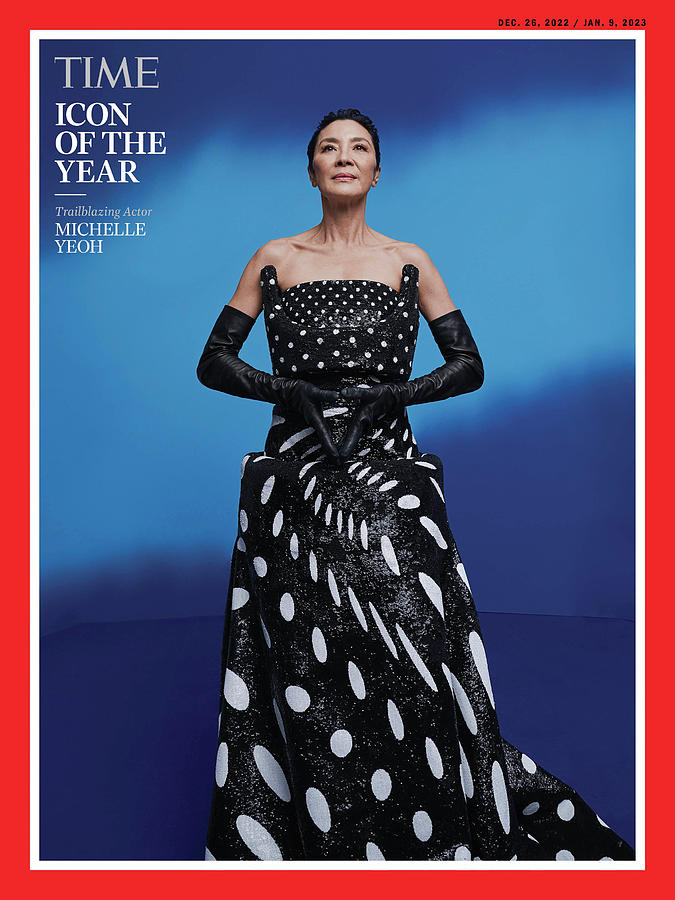 2022-icon-of-the-year-michelle-yeoh-photograph-by-michelle-watt-for-time.jpeg