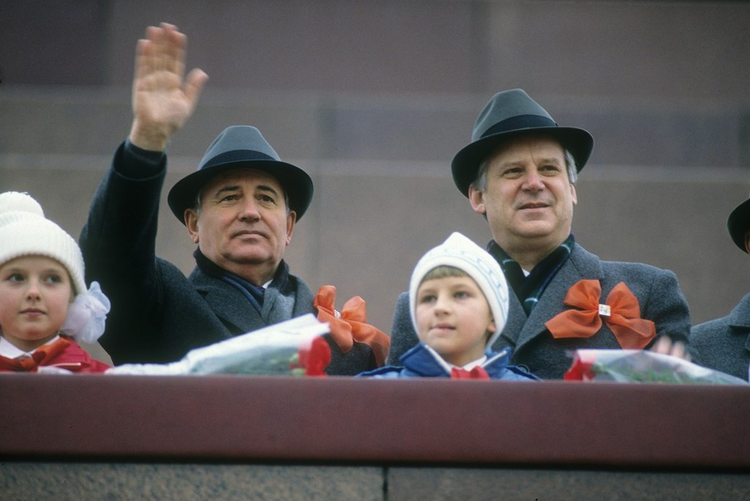 米哈伊尔·戈尔巴乔夫