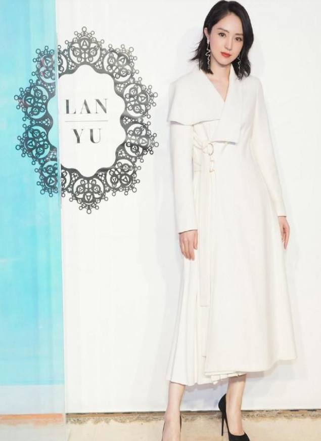董璇《奋斗》中饰演女一号夏琳.png