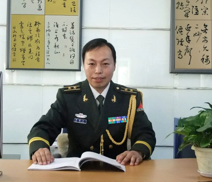 杨建中