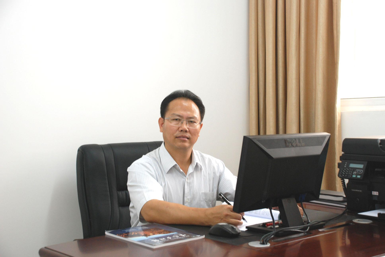 周祥[海南大学环境与植物保护学院副教授]