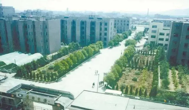 湖北省黄冈中学