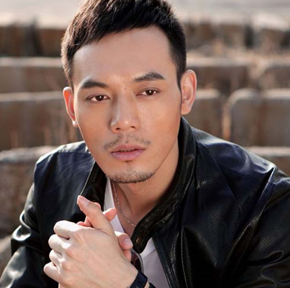 共产党人刘少奇