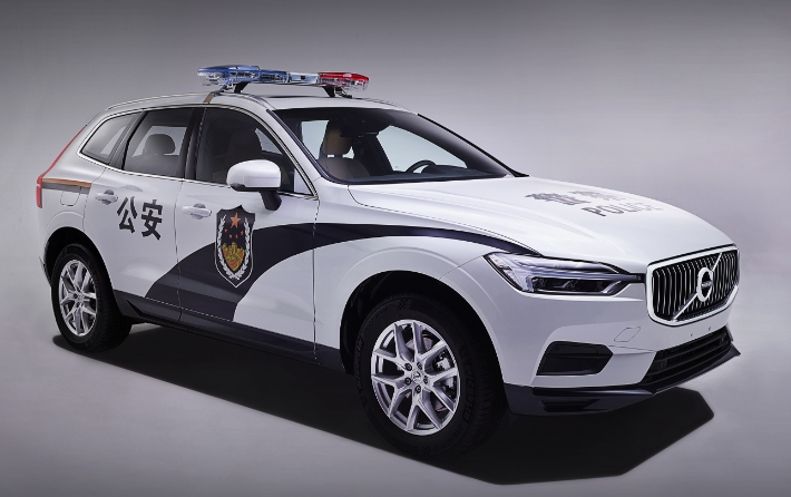 警车