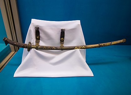 Tachi_-_ Hyougokusan style_sword_mounting.jpeg