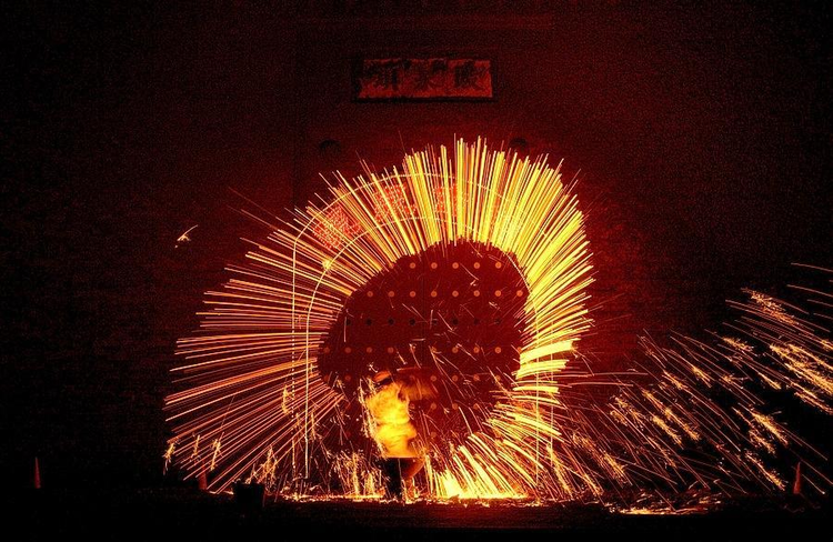 打树花习俗.png