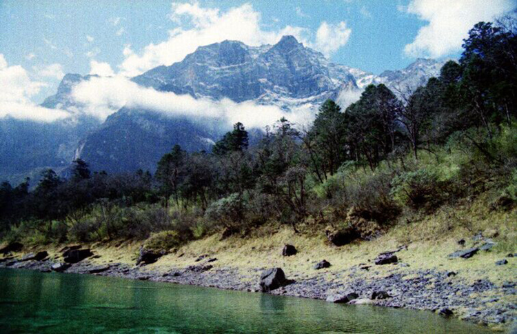 雪宝顶自然保护区