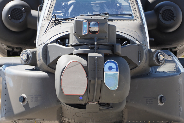 AH-64武装直升机