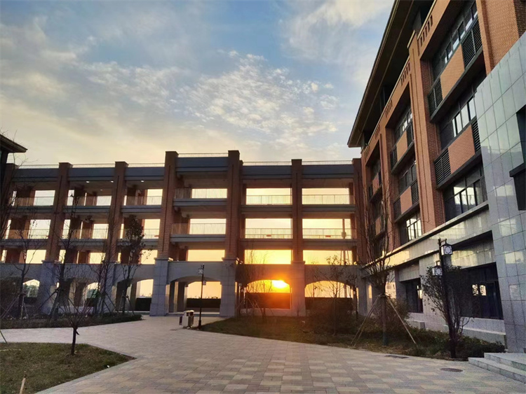 河南女子职业学院