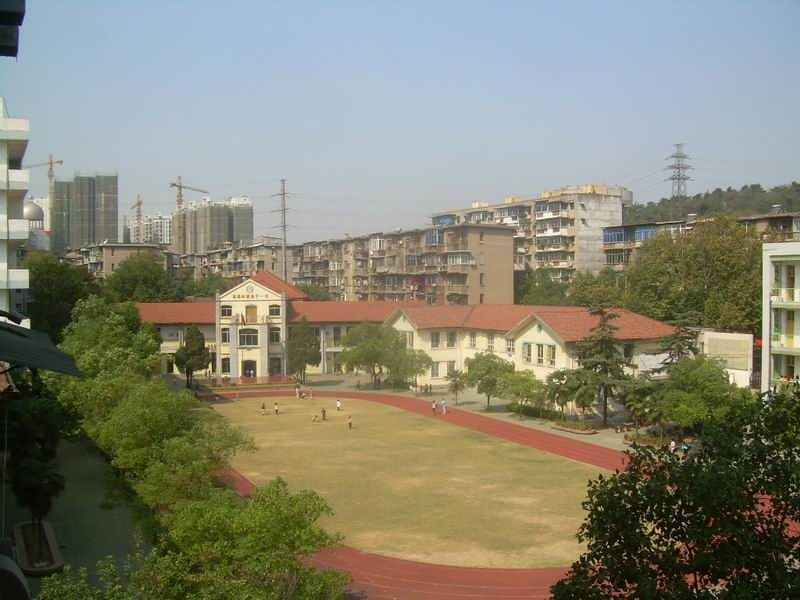 武汉市弘桥小学