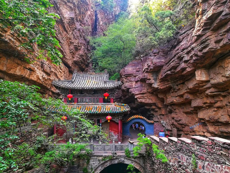 苍岩山