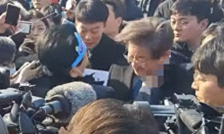 1·2韩国共同民主党党首李在明遇袭事件