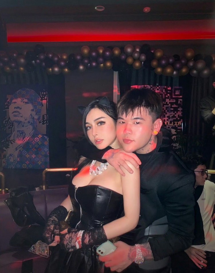 丁震