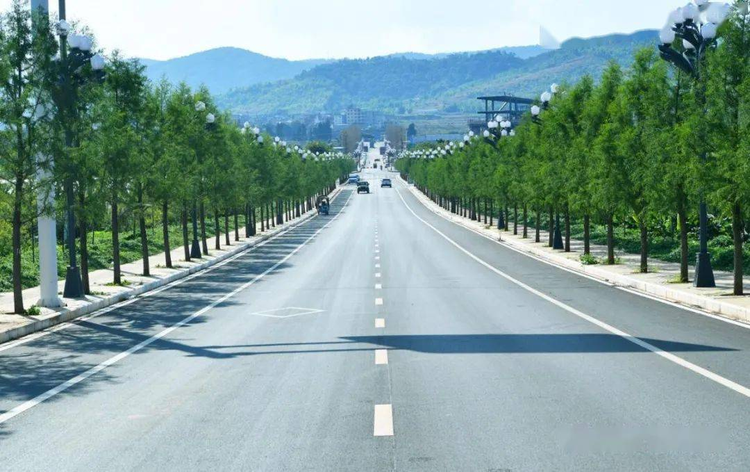 弥勒市公路.jpeg