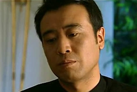 于和伟