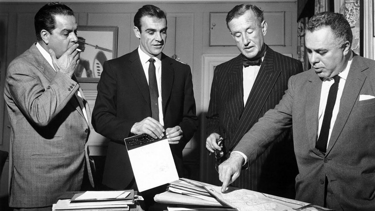 一切或一无所有：007不为人知的故事