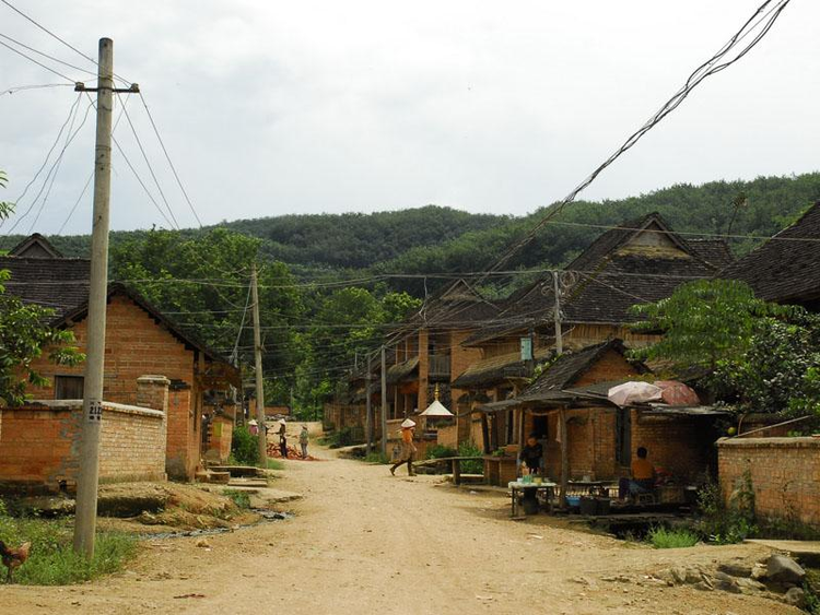 曼景法村