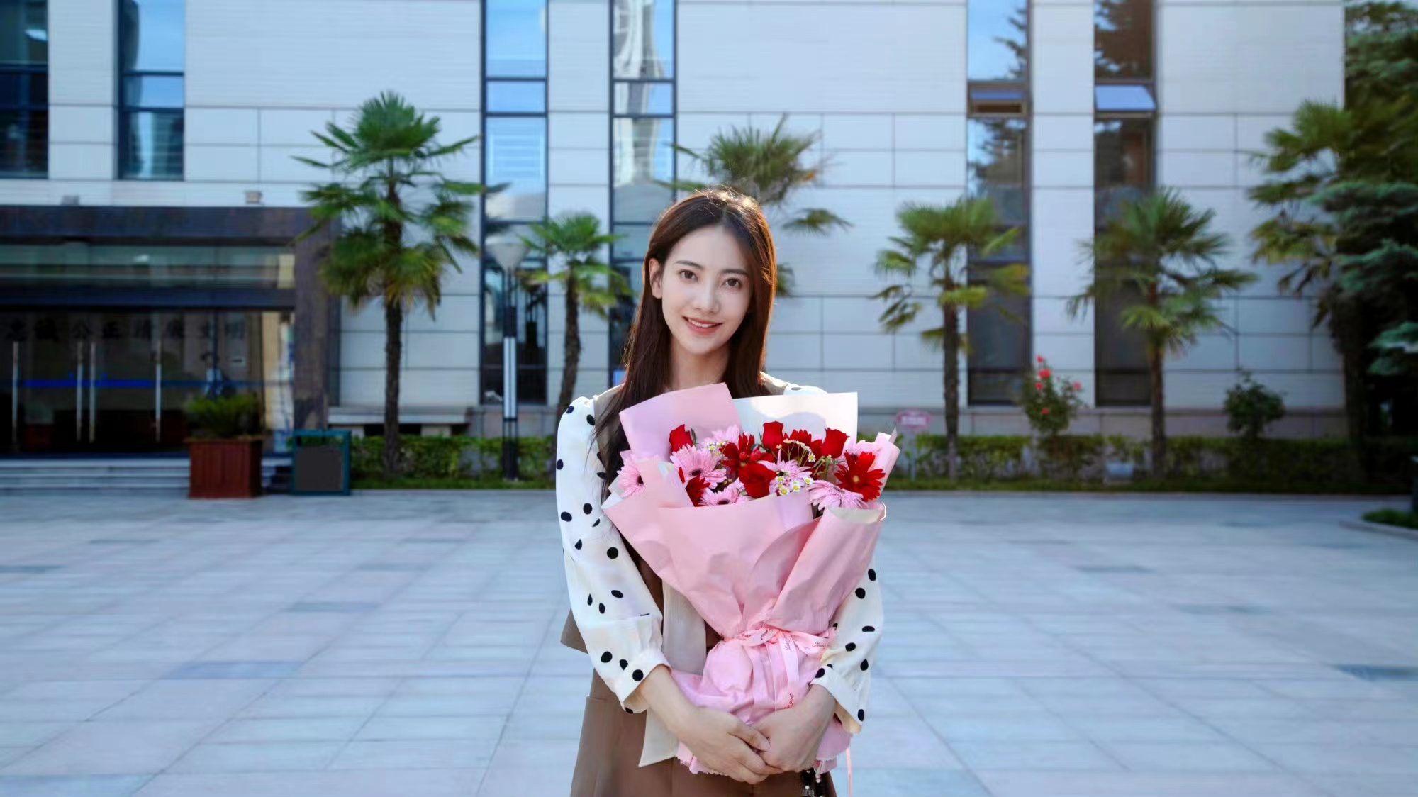 赵启玥