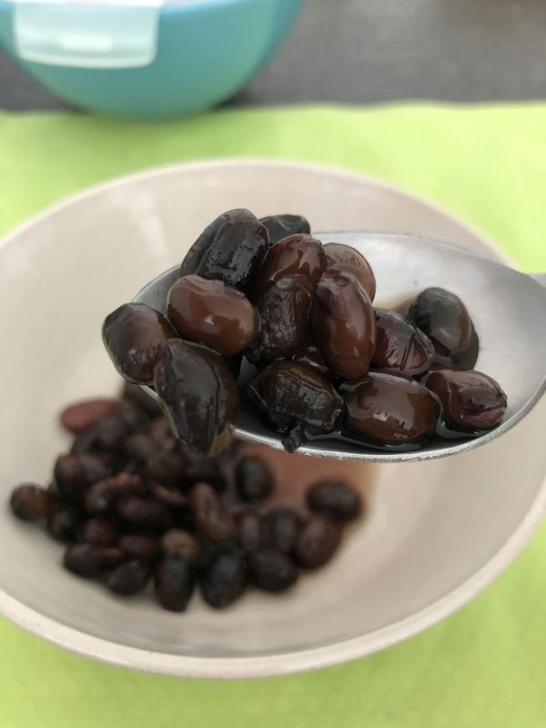 煮黑豆