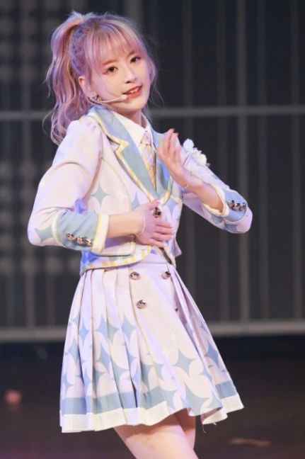 林舒晴snh48teamhii成员