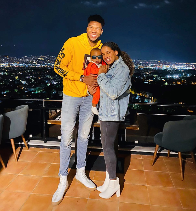 扬尼斯·阿德托昆博