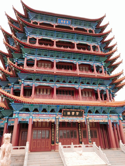 美丽的法泉寺.jpeg