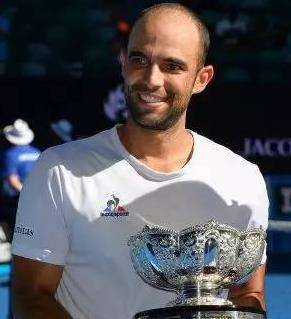 阿比盖尔·斯皮尔斯