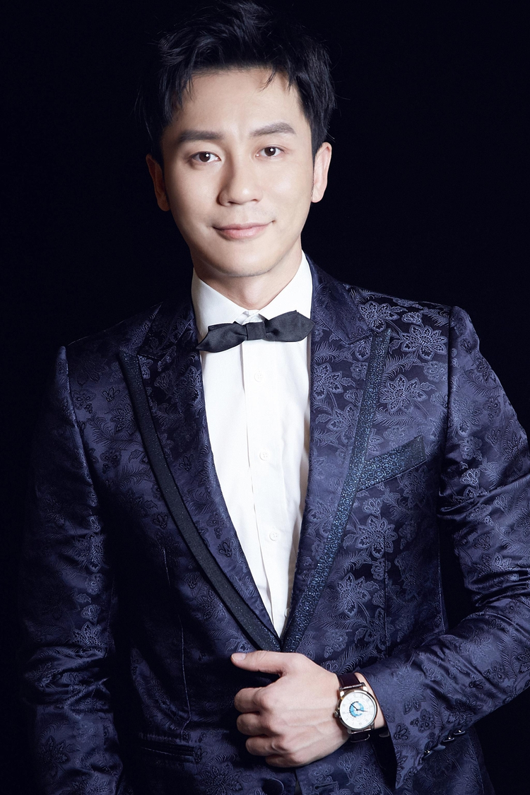 李晨
