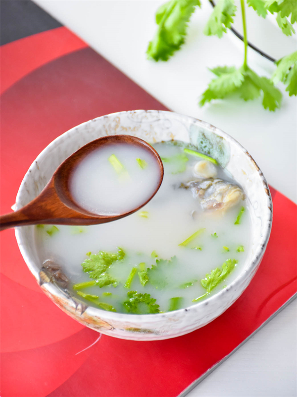 鲫鱼汤