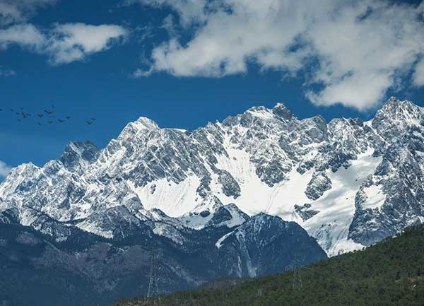 哈巴雪山