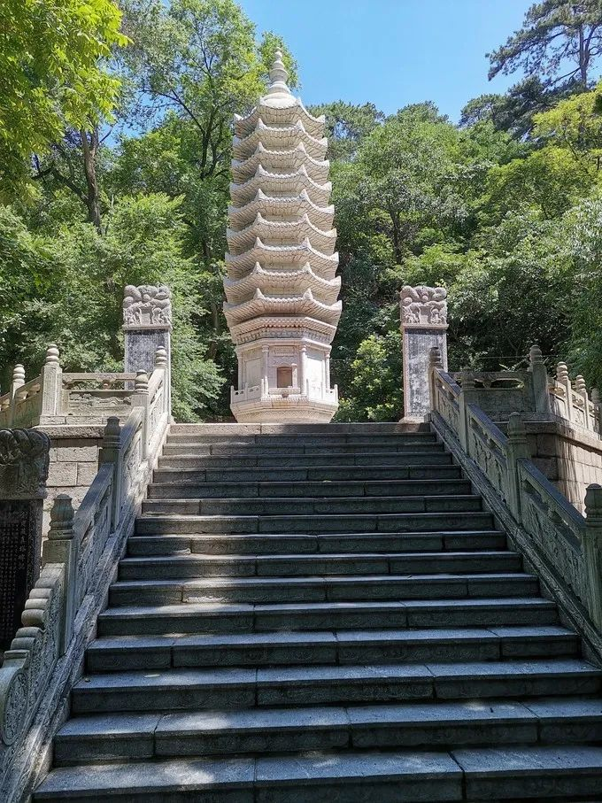 千山