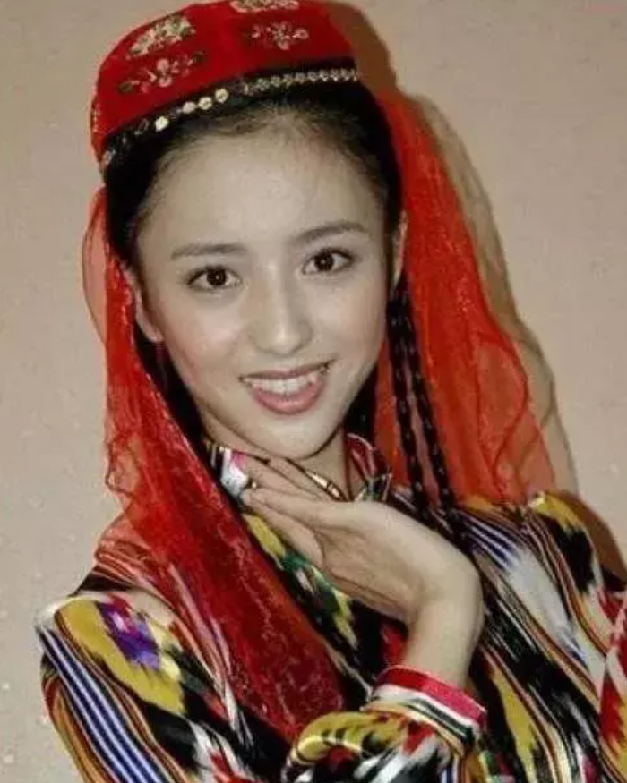 佟丽娅
