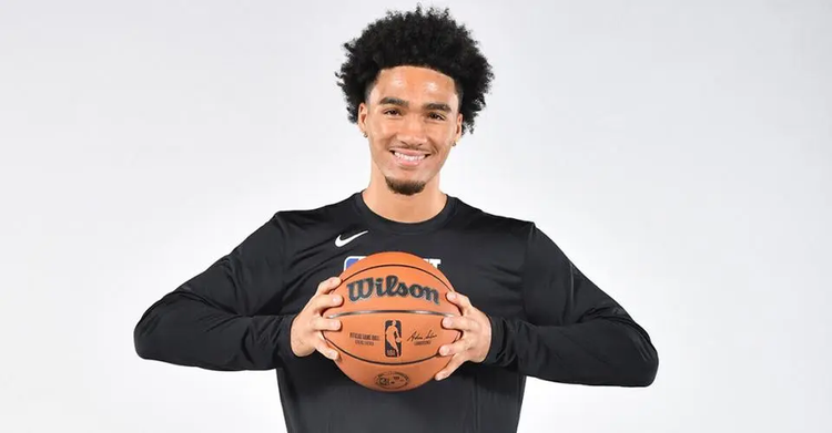 杰伦·胡德·斯基菲诺