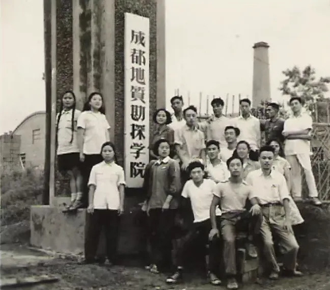 v2-00b60fd92e4da21e796a0849948413a4_720w.webp_副本.jpeg
