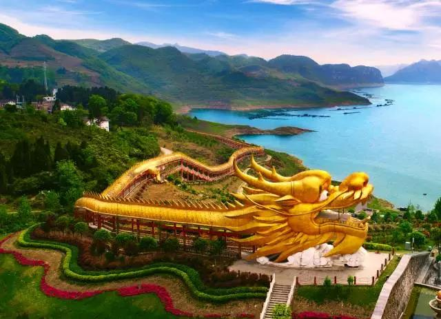 飞龙湖旅游度假区.jpeg