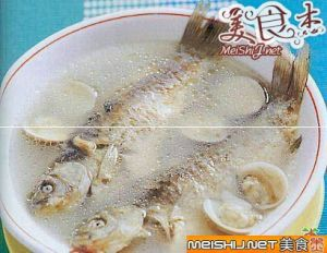 蛤蜊鲫鱼汤