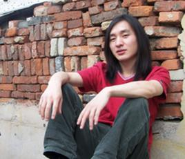 李宏