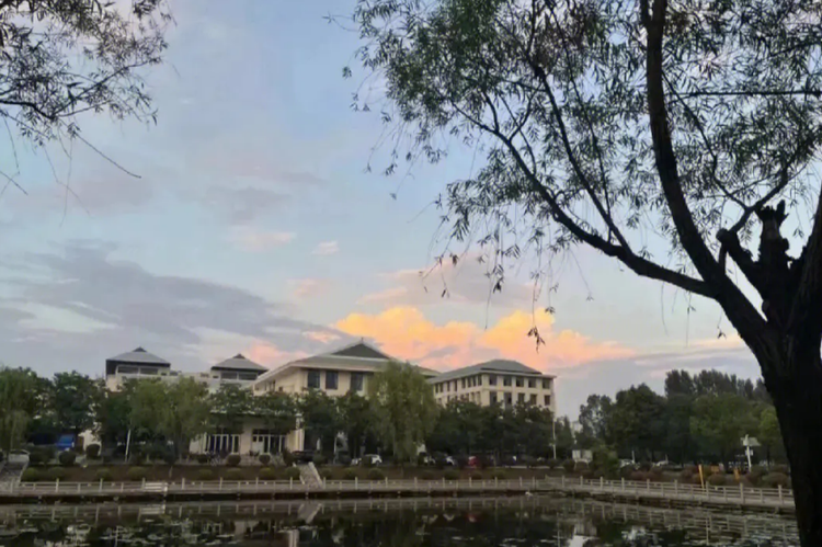 湖北文理学院理工学院